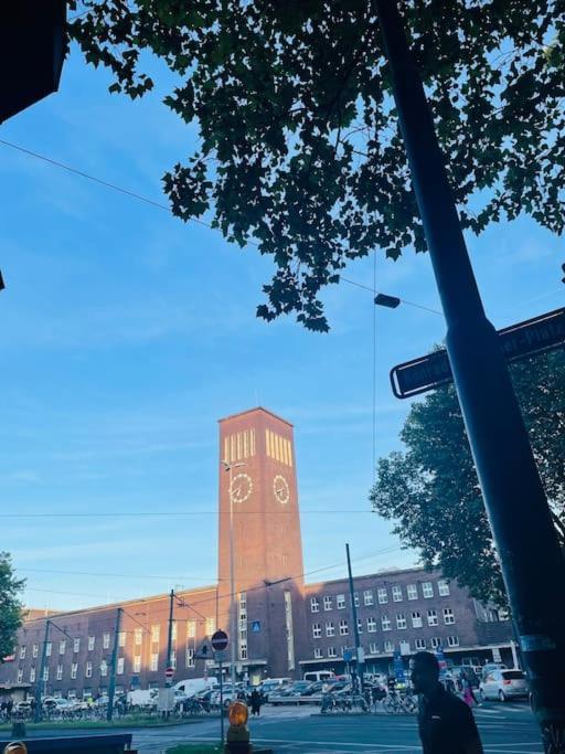 Zentrale Wohnung Direkt Am Hauptbahnhof - Bismarck Dusseldorf Luaran gambar