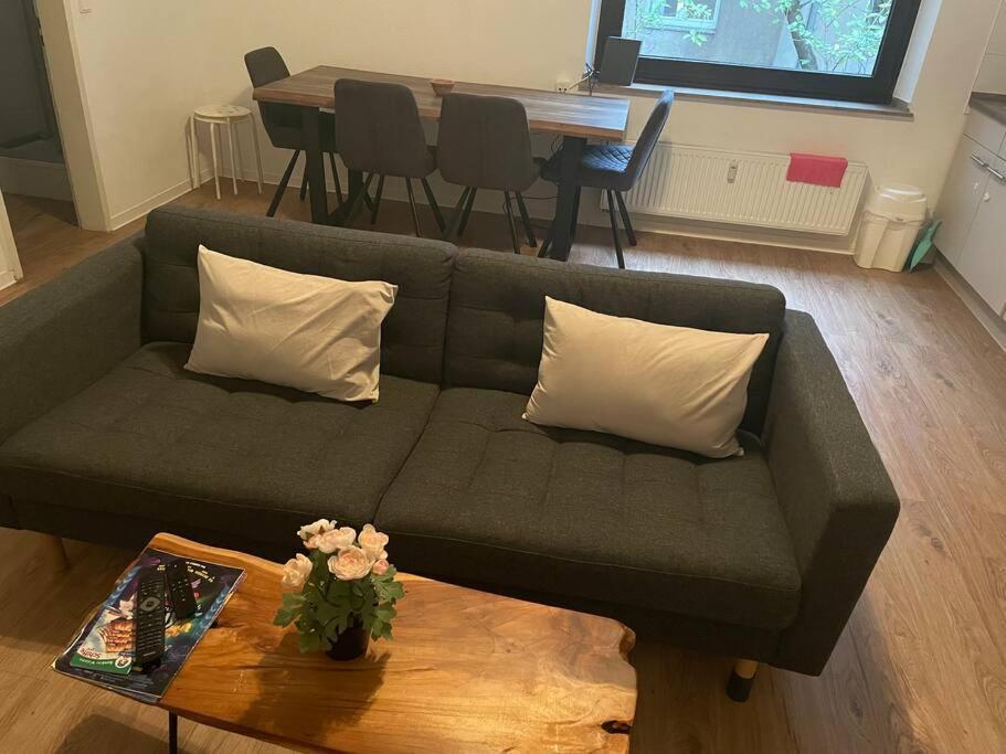 Zentrale Wohnung Direkt Am Hauptbahnhof - Bismarck Dusseldorf Luaran gambar