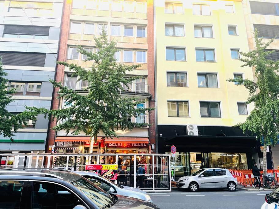 Zentrale Wohnung Direkt Am Hauptbahnhof - Bismarck Dusseldorf Luaran gambar
