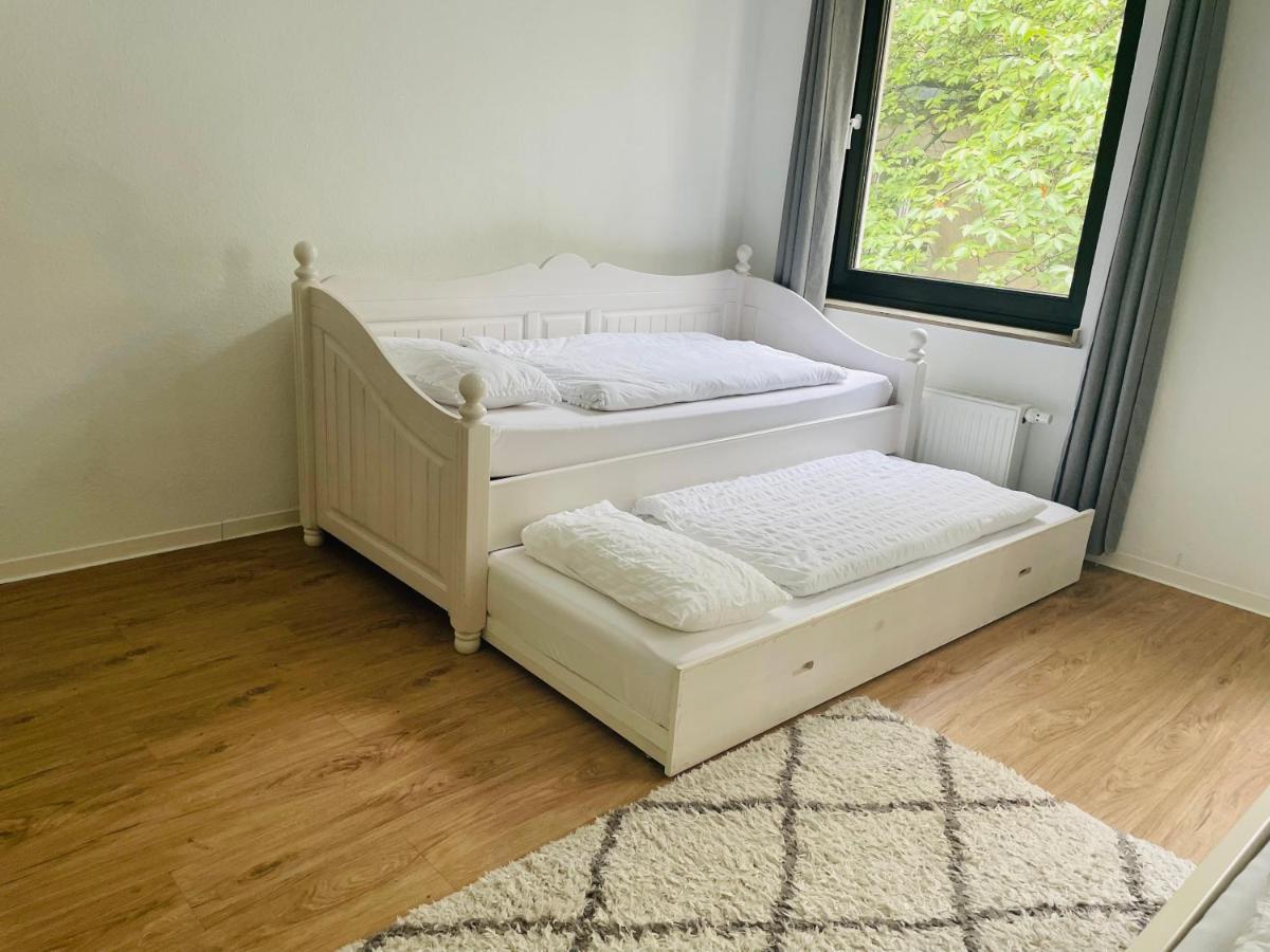 Zentrale Wohnung Direkt Am Hauptbahnhof - Bismarck Dusseldorf Luaran gambar