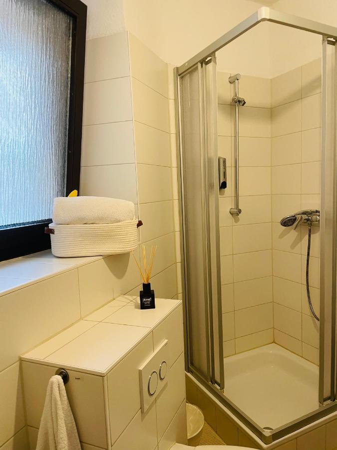Zentrale Wohnung Direkt Am Hauptbahnhof - Bismarck Dusseldorf Luaran gambar
