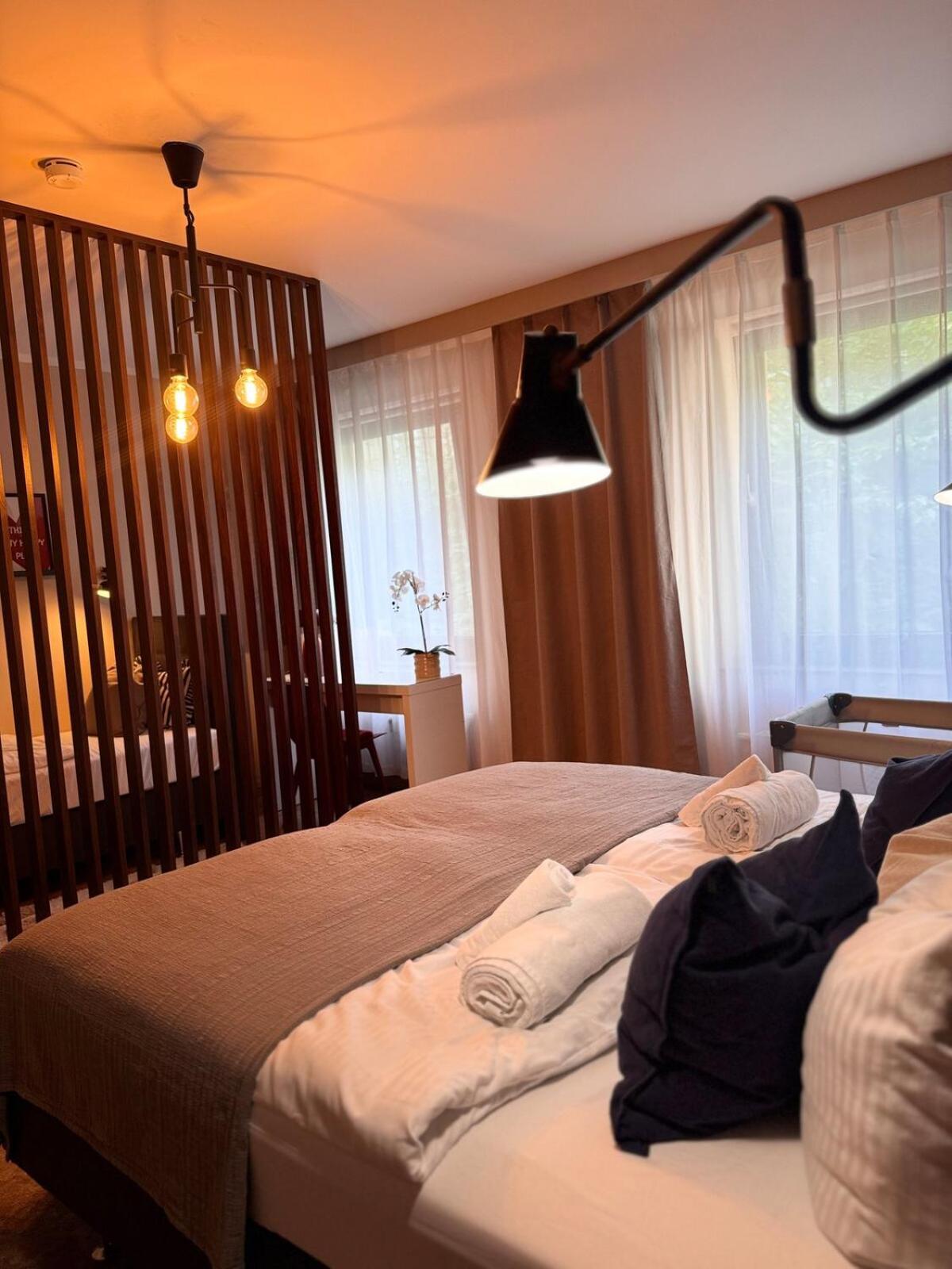 Zentrale Wohnung Direkt Am Hauptbahnhof - Bismarck Dusseldorf Luaran gambar