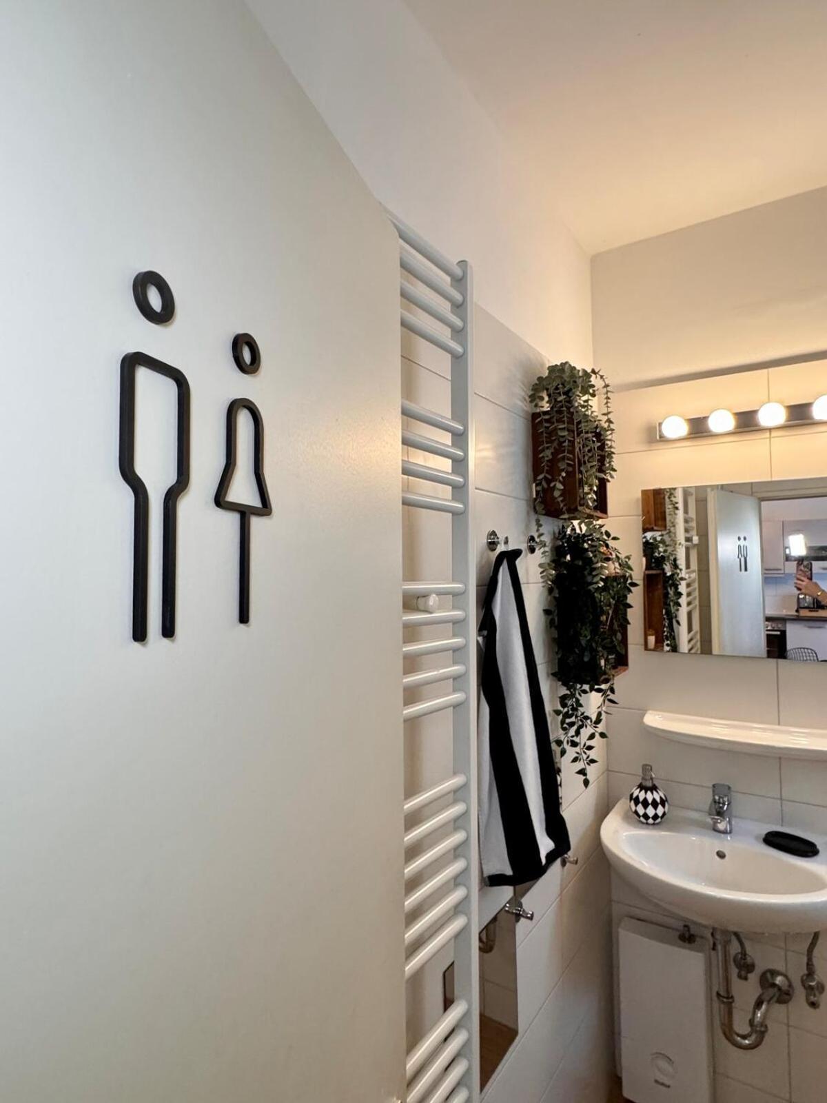 Zentrale Wohnung Direkt Am Hauptbahnhof - Bismarck Dusseldorf Luaran gambar