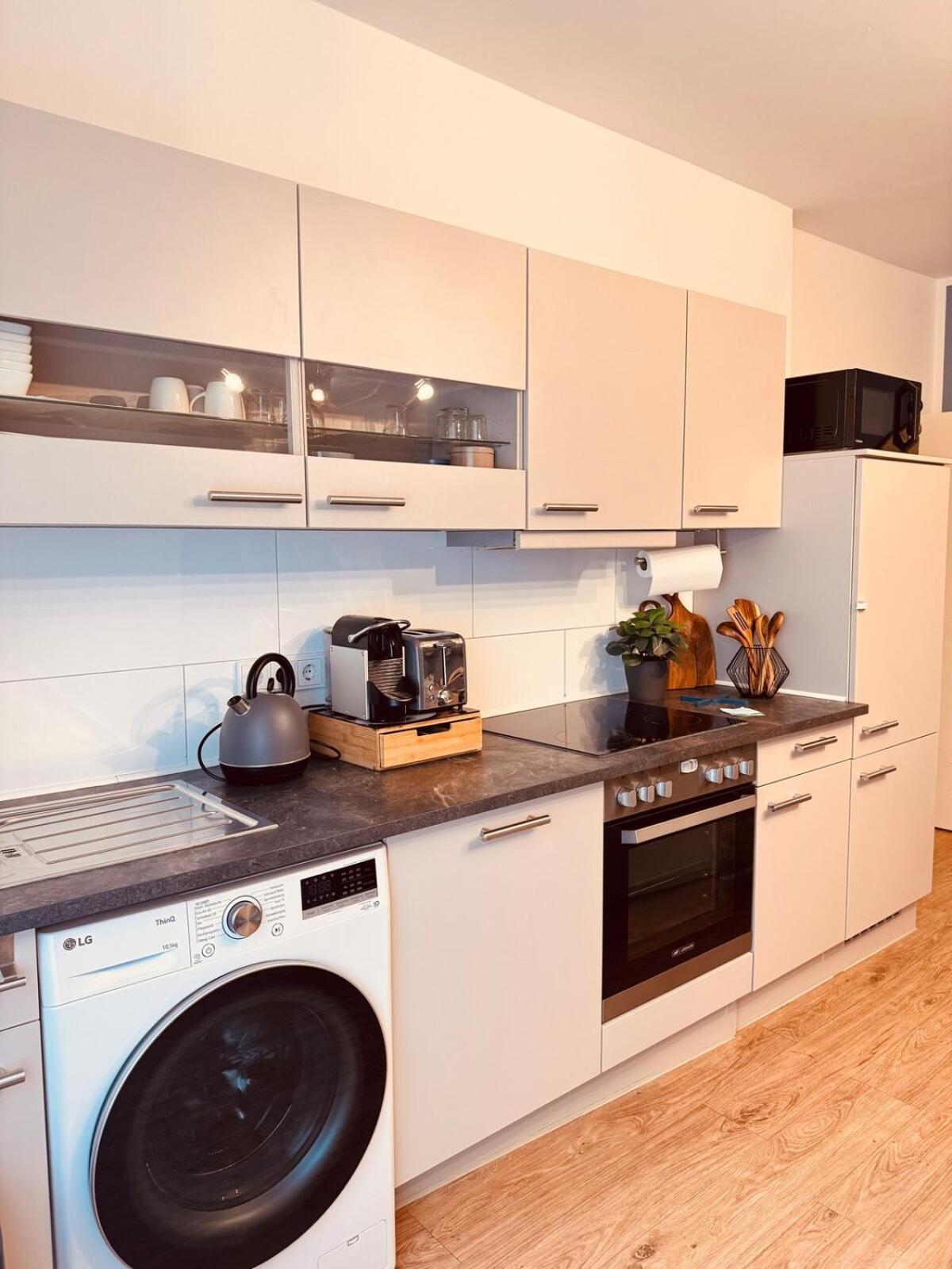 Zentrale Wohnung Direkt Am Hauptbahnhof - Bismarck Dusseldorf Luaran gambar